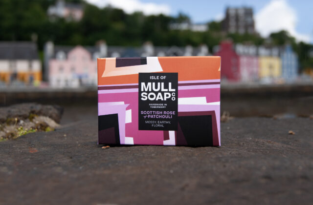 Iomsoap Scottishrose