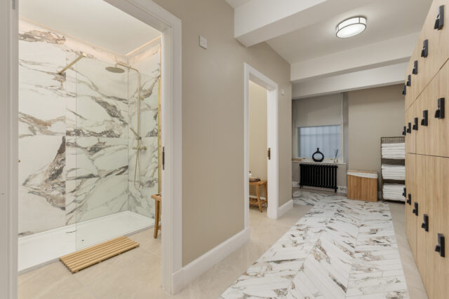 72074 Auctionrooms 026