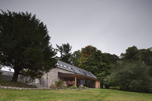 Hyve Architects The Coach House Photos David Barbour (3)