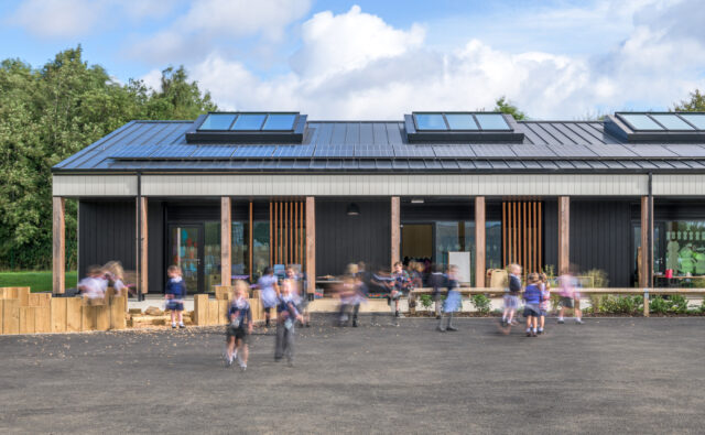 Kirkliston Elc Exterior 009